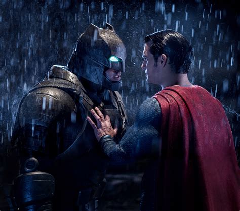 Batman y Superman discutiendo sobre justicia