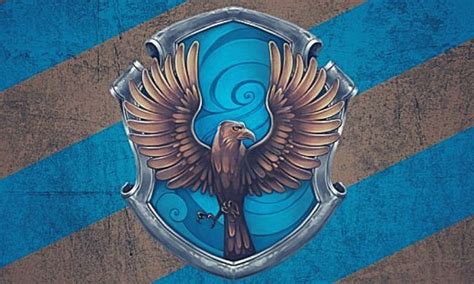 Cuervo como símbolo de Ravenclaw en mercancía