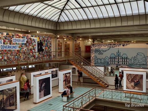 Fachada del Museo del Cómic de Bruselas