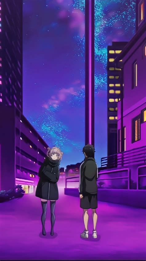 Ilustración de Nazuna Nanakusa y Kō Yamori en un entorno nocturno.