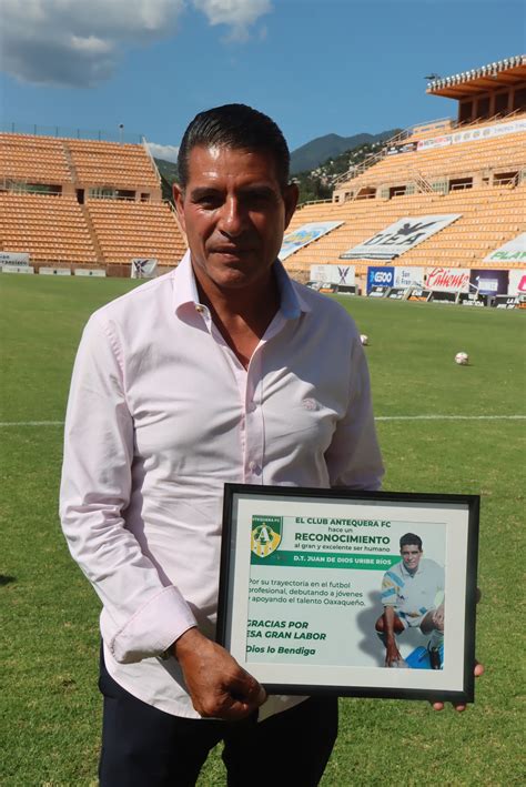 Retrato de Juan de Dios Uribe 