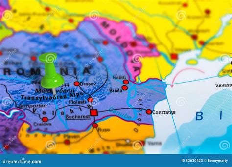 Mapa de Europa destacando Transilvania y otras regiones asociadas con leyendas de vampiros