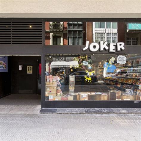 Fachada de la librería Joker en Bilbao