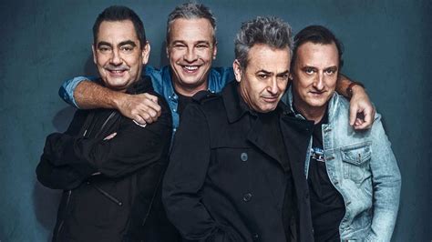 Foto de los integrantes de Hombres G y The Beach Boys