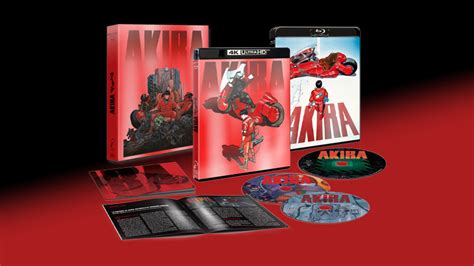 Portada de la edición coleccionista de Akira