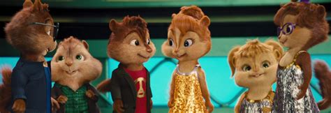 Primer plano de Monkey Joe y Tippy-Toe, las ardillas compañeras de Chica Ardilla