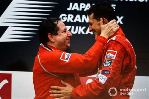 Michael Schumacher y Jean Todt en una escena de la carrera de cuádrigas