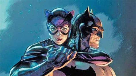Batman y Catwoman en París