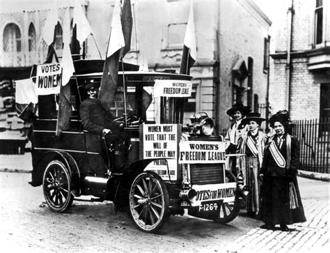 Cartel sufragista de la época