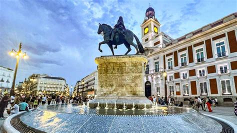Fotografía antigua de la Puerta del Sol en Madrid