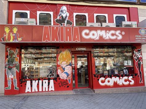 Familia Marugán fundadores de Akira Comics