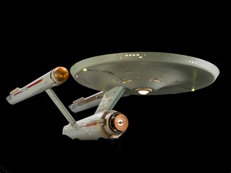 Ilustración de la nave Enterprise