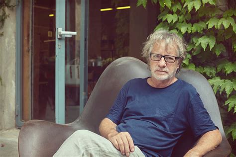 Javier Mariscal en su estudio