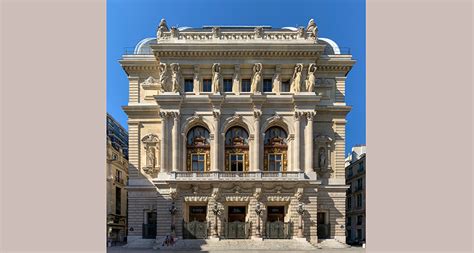 Fachada de la Opéra-Comique de París