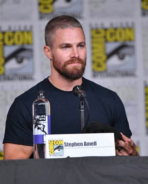 Stephen Amell en Comic Con Arabia
