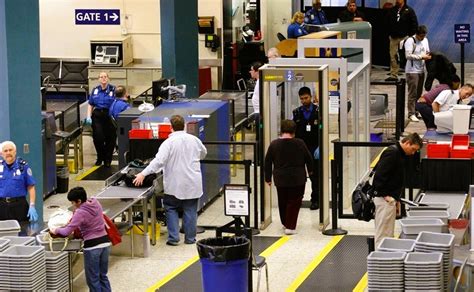 control de seguridad en un aeropuerto