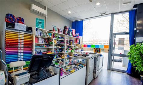 Interior de una papelería tradicional