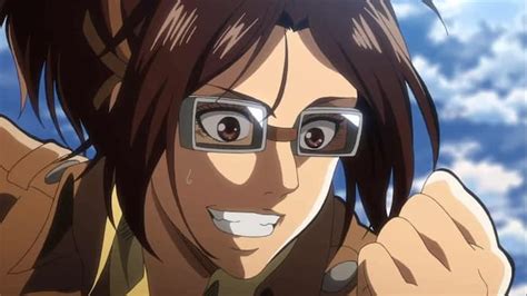 Hange hace una sopita en 'Ataque a los titanes'