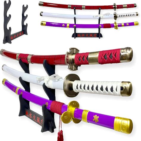 Las tres espadas de Zoro: Wado Ichimonji, Sandai Kitetsu y Enma