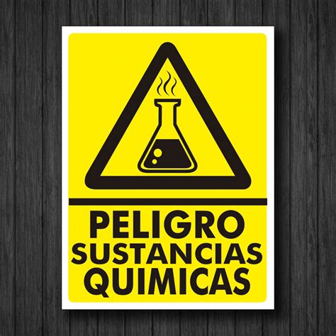 señal de advertencia de productos químicos