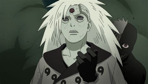 Madara siendo apuñalado por Zetsu Negro