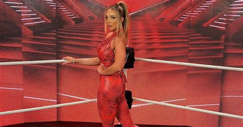 Evolución física de Koby a lo largo de la serie