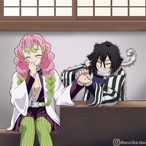 Iguro Obanai y Mitsuri Kanroji durante el entrenamiento