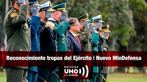 Las Tropas de Reconocimiento llegando al océano