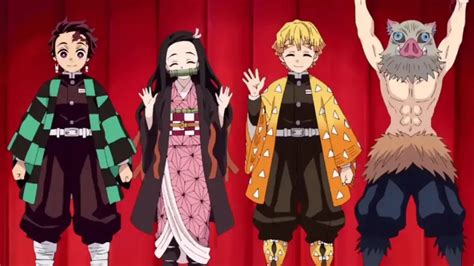 Personajes principales de Demon Slayer abordando el tren