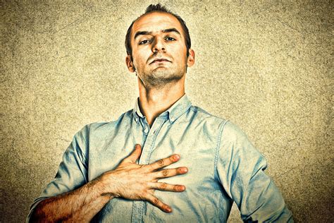 Ilustración de Lucifer, el primer pecado capital: la soberbia