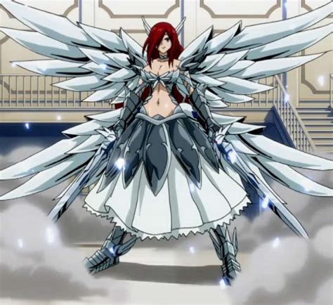 Erza en armadura Heaven's Wheel luchando contra Evergreen