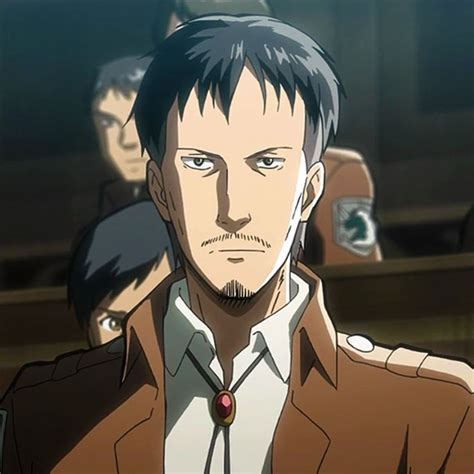 Erwin Smith discutiendo con Nile Dawk
