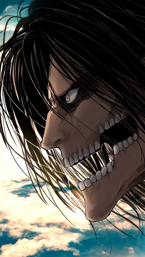 Eren como titán atacando