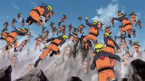 Naruto utilizando el Jutsu: Clon de Sombra