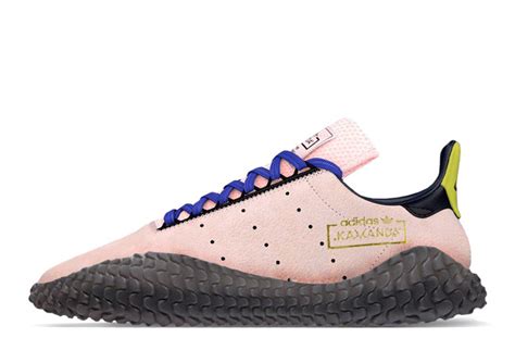 Detalle del diseño de las zapatillas Majin Buu