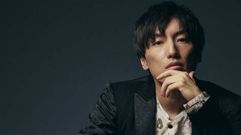 Retrato de Hiroyuki Sawano