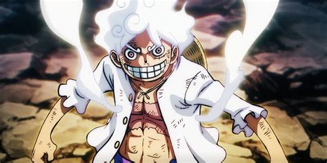 Luffy en Gear 5 luchando contra un Gorosei