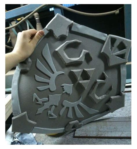 Materiales para cosplay: Goma EVA, Dremel, pistola de calor