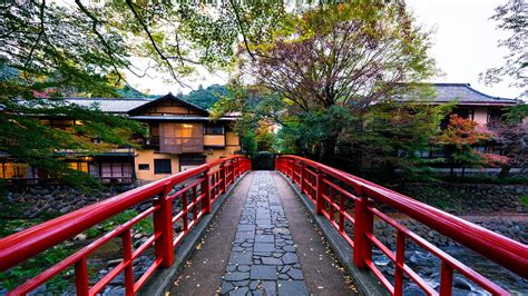 Cinco puentes bermellón de Shuzenji Onsen