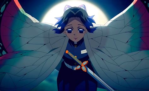Shinobu Kocho usando la Respiración de Insecto