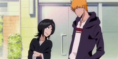 Rukia y Ichigo luchando contra un Hollow