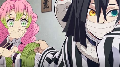 Mitsuri Kanroji y Obanai Iguro en Kimetsu no Yaiba
