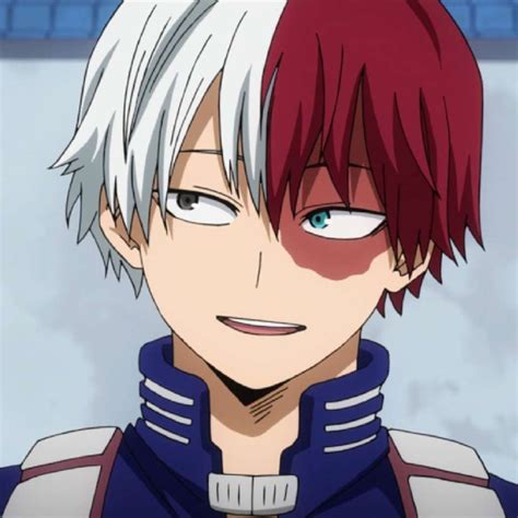 Personaje Todoroki Shoto en acción