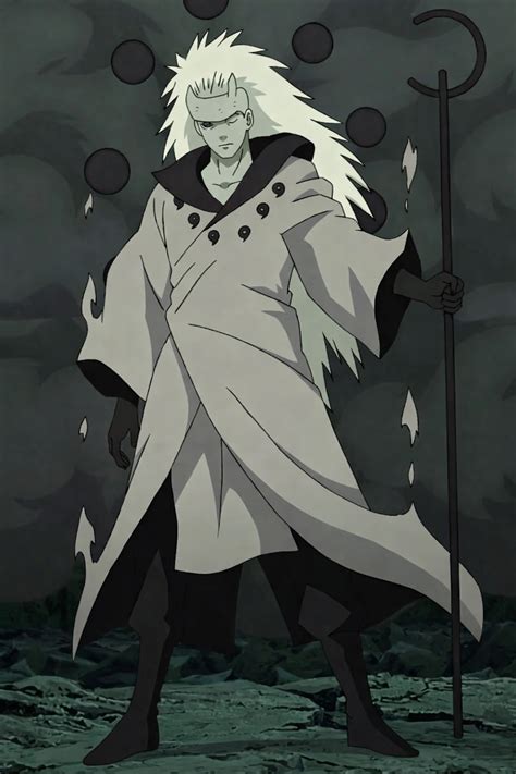 Madara Uchiha usando el Poder del Mokuton
