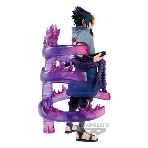 Figura de Sasuke Uchiha en la Fase II del Sello Maldito