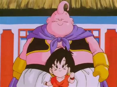 Majin Boo y Pan en la ceremonia del 28° Budokai Tenkaichi.