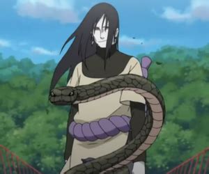 Orochimaru con su característica apariencia serpentina
