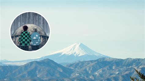 Tanjiro y Nezuko en el Monte Sagiri