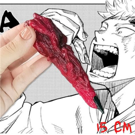 Yuji Itadori tragando el dedo de Sukuna