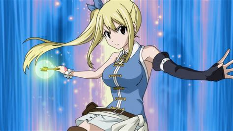 Lucy Heartfilia usando su magia